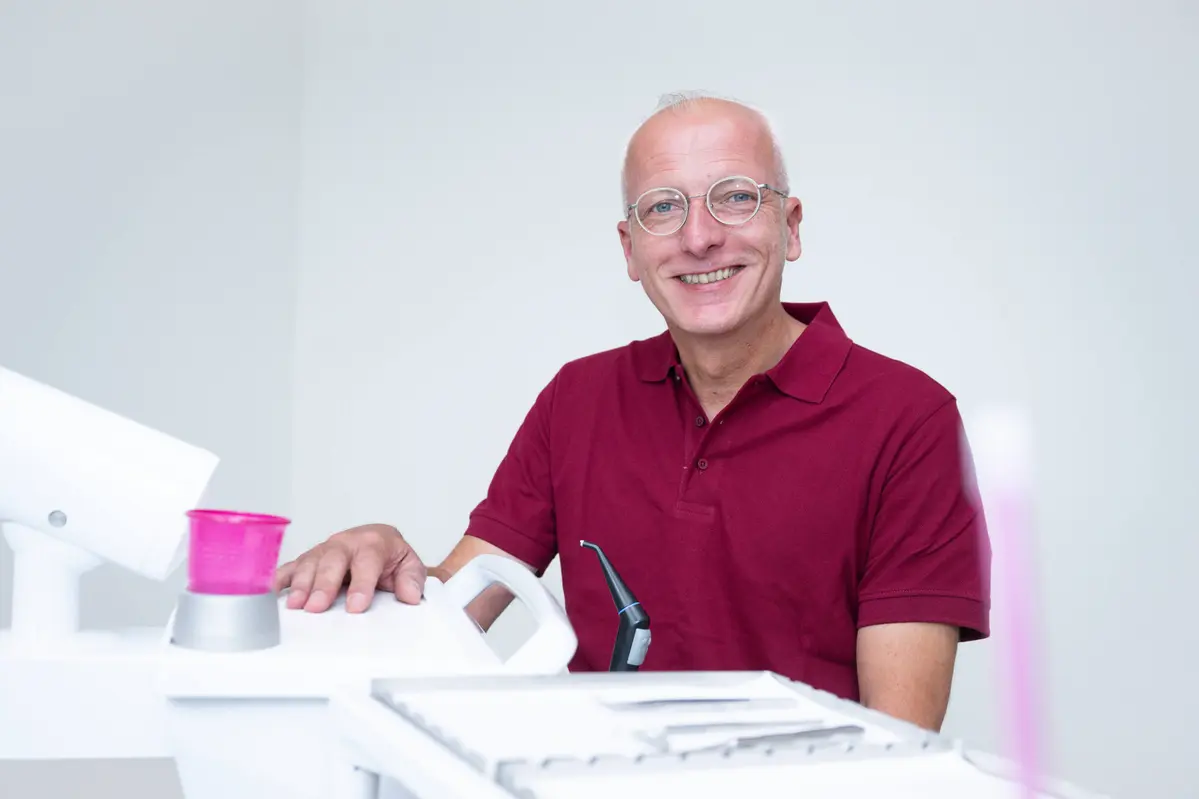 Dr. Sven Mietling
